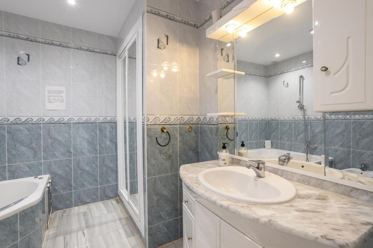 Las Flores 5 - Large Townhouse 네르하 외부 사진