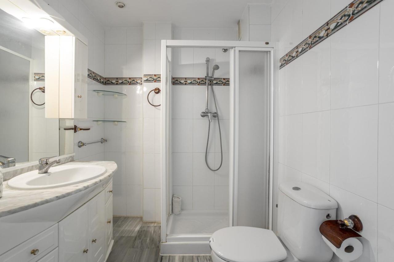 Las Flores 5 - Large Townhouse 네르하 외부 사진